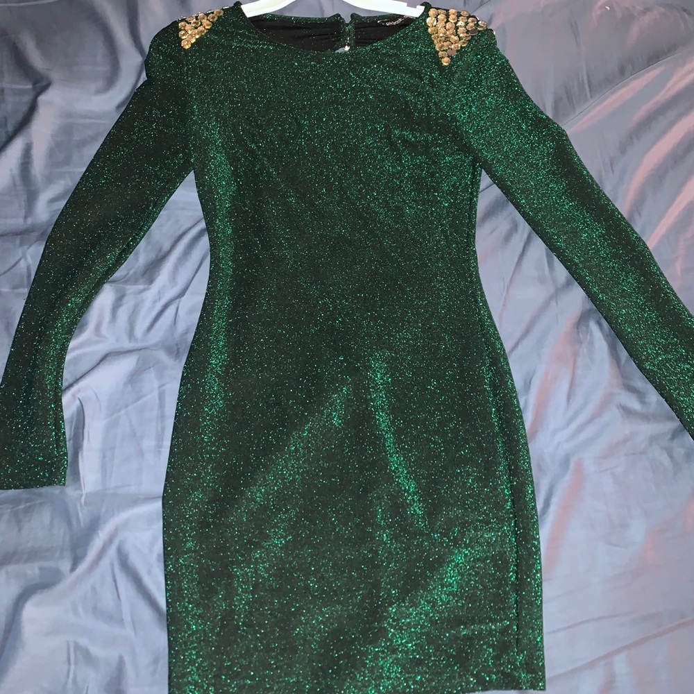 Green glittery dress with sequins